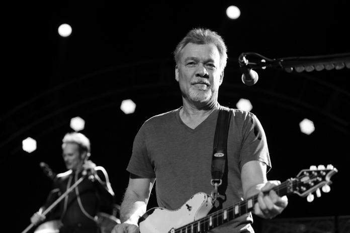 Morre Eddie Van Halen, um dos maiores guitarristas do rock, aos 65 anos