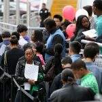 Taxa de desemprego fecha o trimestre encerrado em novembro em 11,2%