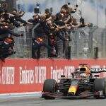 Verstappen ultrapassa Hamilton na penúltima volta e ganha GP da França com brilho