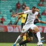 Sport supera desvantagem de dois gols e empata com o Vitória em Salvador