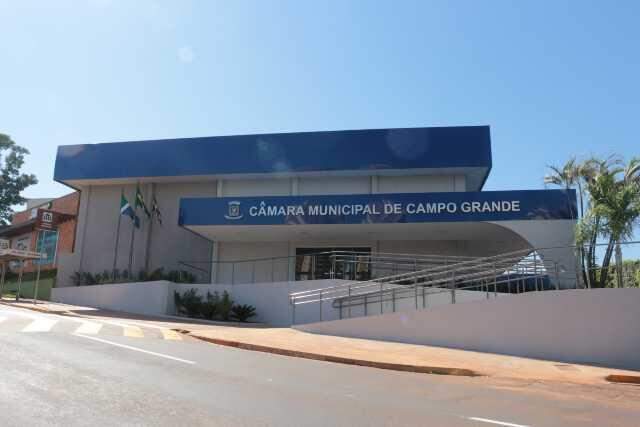 Câmara de Campo Grande retoma atividades e analisa 18 vetos nesta terça-feira