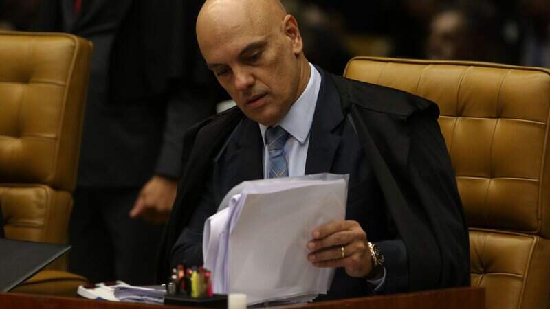 Moraes autoriza novas oitivas em inquérito sobre interferência de Bolsonaro na PF