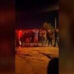 VÍDEO: festinha com 200 pessoas é encerrada pela PM que prende um por xingar militares