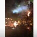 VÍDEO: Poste pega fogo e assusta moradores do Jóquei Club em Campo Grande