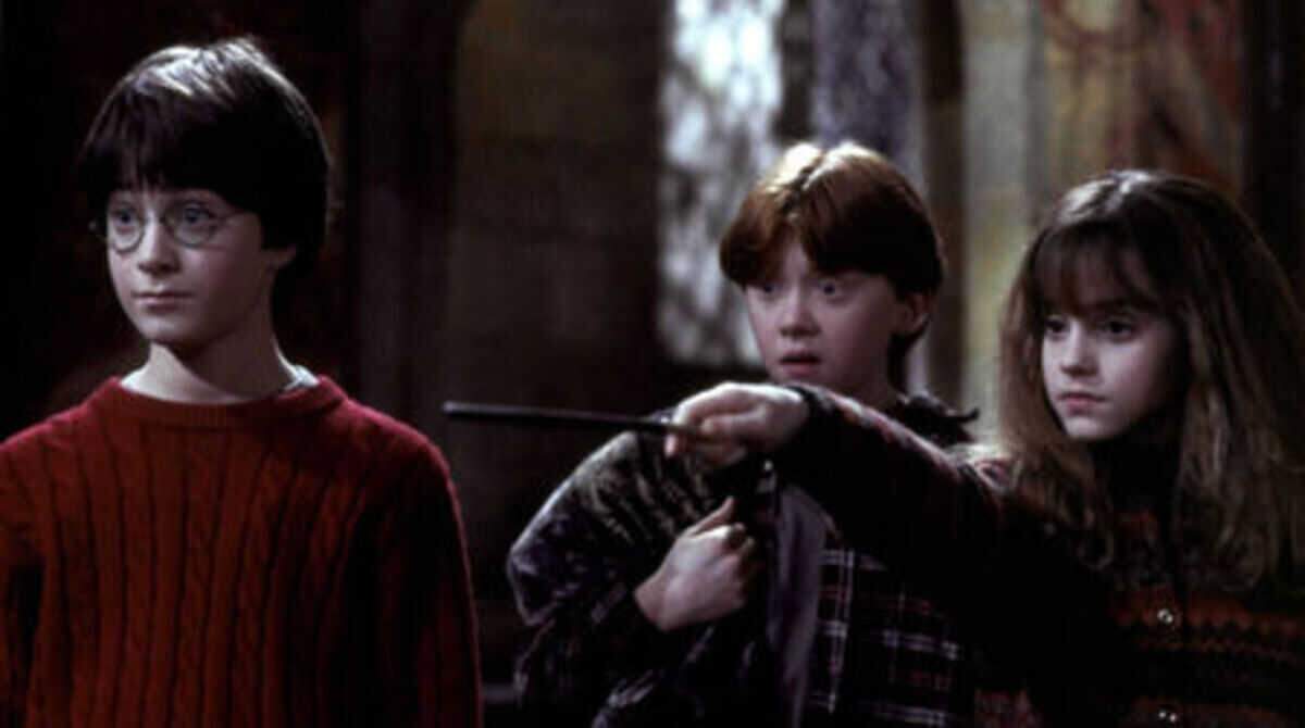‘Harry Potter’ chega aos 20 anos em meio a polêmicas e fidelidade de fãs