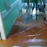 Chuva forte deixa Hospital Regional de Nova Andradina alagado