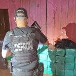 Polícia fecha entreposto na fronteira com quase uma tonelada de maconha