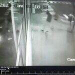 VÍDEO: em 60 segundos, bandidos arrombam loja e levam motos em MS