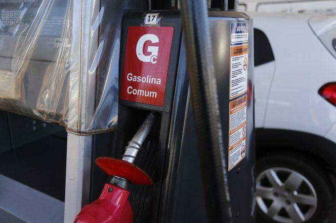 Preço médio da gasolina em MS chega a R$ 4,67 na próxima semana, define Confaz