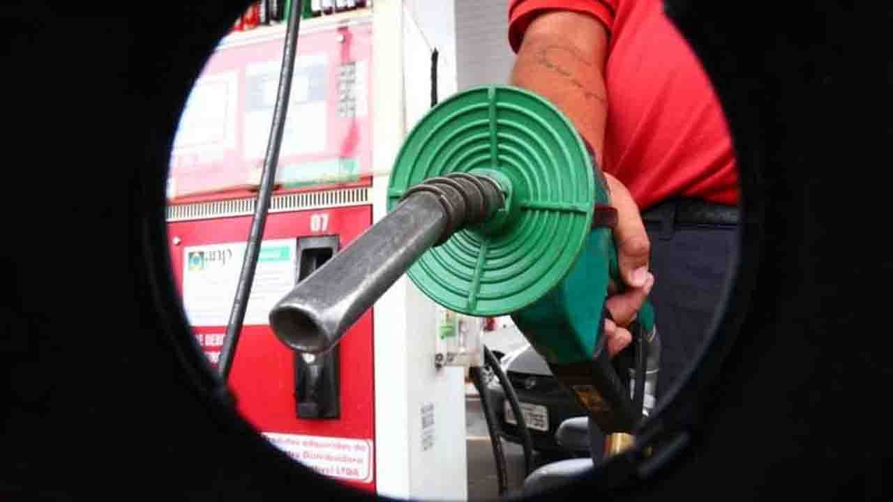 gasolina Abastecer com gasolina ficou mais caro desde o dia 12 de agosto