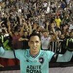 Gatito brilha e Botafogo elimina Náutico nos pênaltis na Copa do Brasil