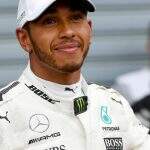 Lewis Hamilton renova por duas épocas com a Mercedes e vai ganhar 40 milhões de euros por ano