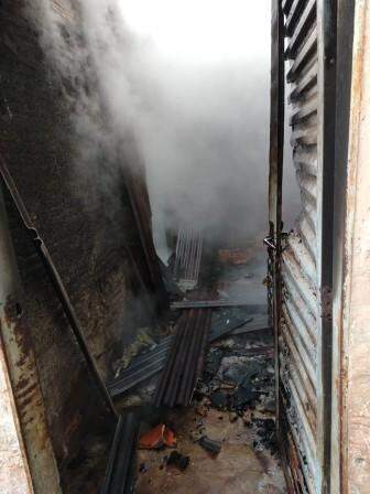 Homem incendeia casa de ex-namorada que foi pular Carnaval em Corumbá