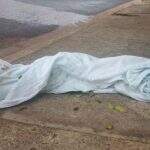 Após reclamar de dores abdominais, idoso é encontrado morto em rua do Bairro Tiradentes