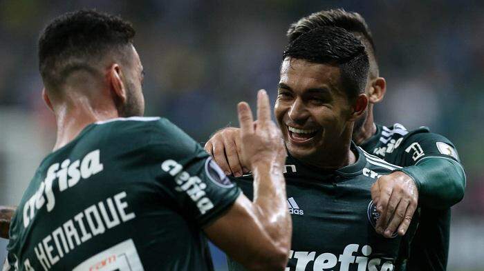 Palmeiras vence Colo-Colo e chega à primeira semi de Libertadores desde 2001