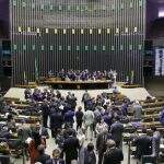 Plenário pode votar MP que cria o programa Médicos pelo Brasil