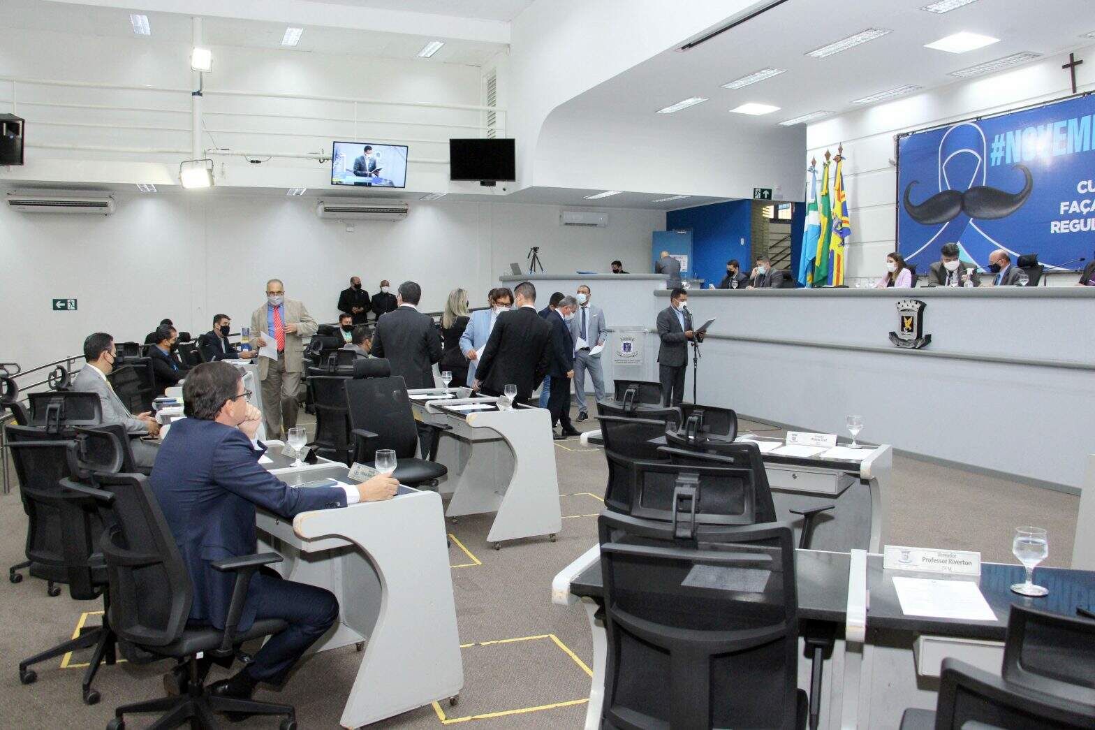 Vereadores durante sessão na Câmara Municipal de Campo Grande