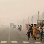 Poluição intensa sufoca milhões em Nova Délhi