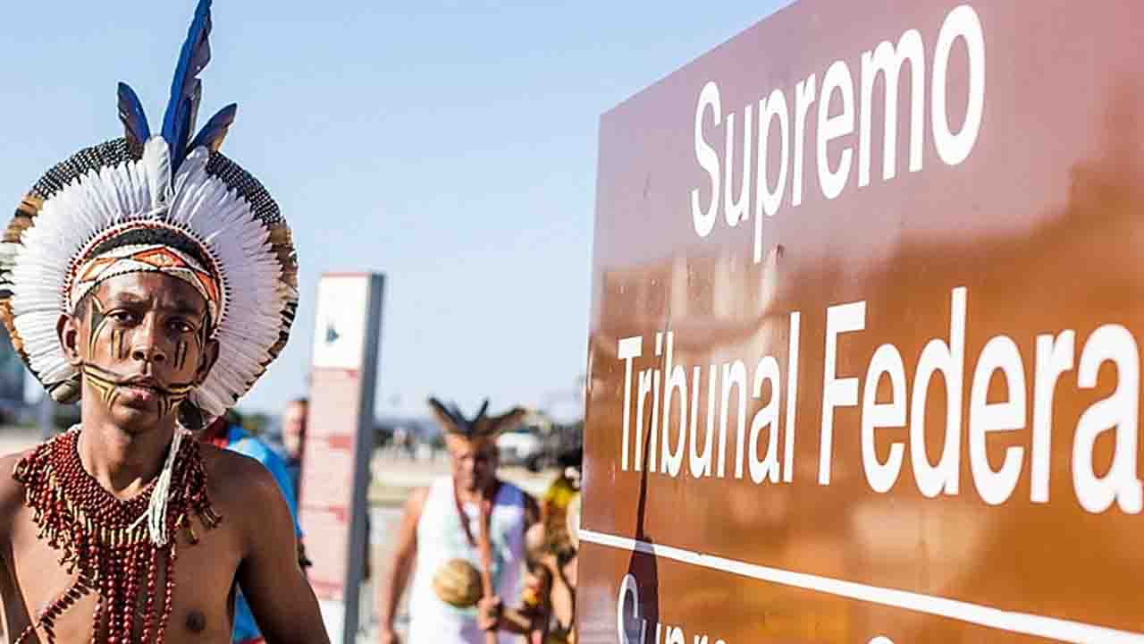 Indígenas de todo o país estão em Brasília para pressionar o STF