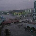Tsunami e terremotos na Indonésia deixam 832 mortos, diz porta-voz