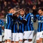 Inter de Milão vence, volta a ser vice-líder e mantém chances de título na Itália