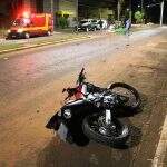 Motociclista perde controle, bate em coqueiro e morre em avenida