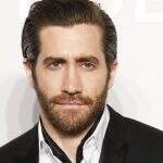 Jake Gyllenhaal diz que tomar banho é “cada vez menos necessário”