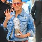 Jennifer Lopez, rainha dos acessórios ‘statement’.