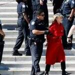 Jane Fonda é presa pela 3ª semana seguida ao protestar contra a mudança climática