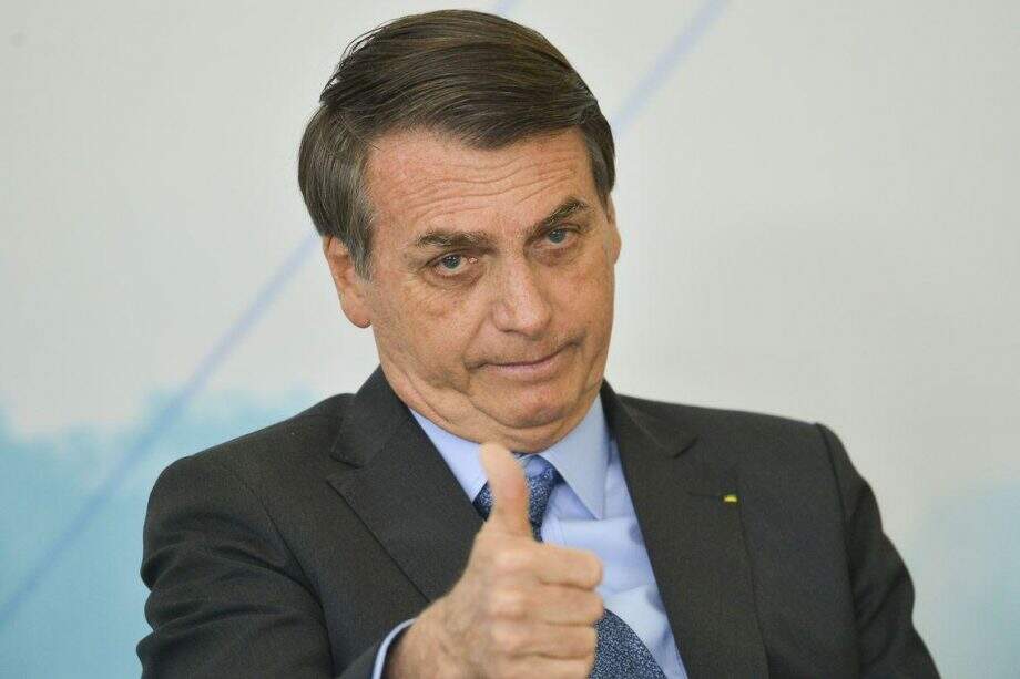 Bolsonaro volta a atacar candidato de Cristina Kirchner