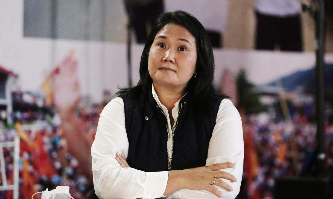 Sem provas, Keiko Fujimori alega suposta fraude na apuração das eleições no Peru