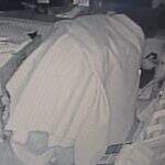 ‘Estava com fome’: ladrão arromba restaurante e é achado deitado pelos policiais