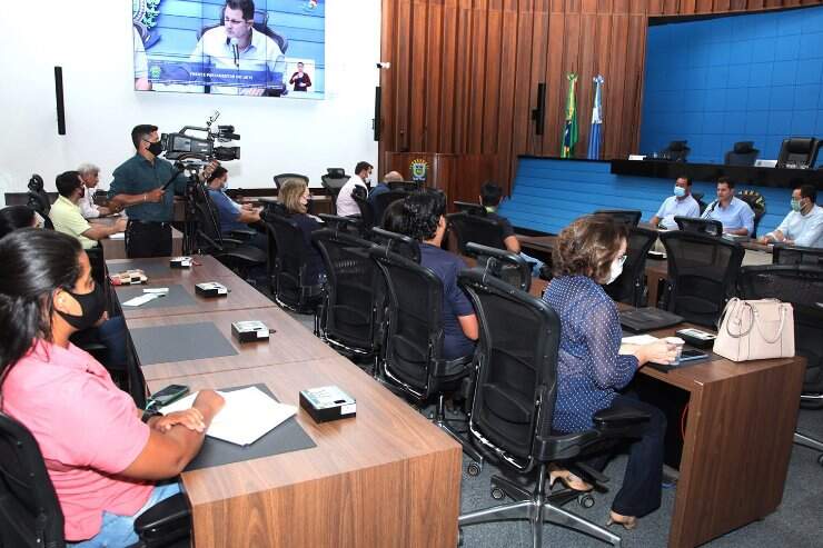 Grupo falou sobre as metodologias para definição do preço do leite e derivados no Estado