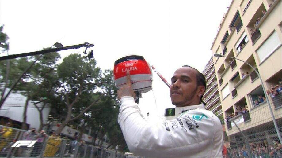 Lewis Hamilton celebra vitória no GP de Mônaco. (Foto: Divulgação/F1)