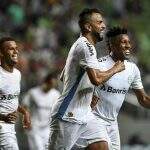 Grêmio goleia em Belo Horizonte, sobe para o G6 e amplia crise do Atlético-MG