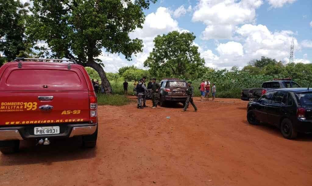 O suspeito foi ferido a tiros (Foto: Vinicius Costa)