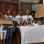 Família de jovem assassinado a tiros faz manifestação e pede por Justiça