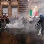 Itália: milhares marcham em Roma para protestar contra ‘passaporte de vacina’