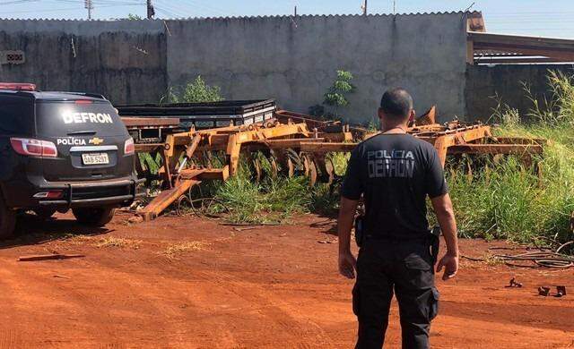 Polícia recupera máquinas agrícolas furtadas de fazenda