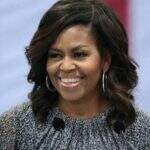Beija-Flor convida Michelle Obama para o desfile de 2021, diz colunista