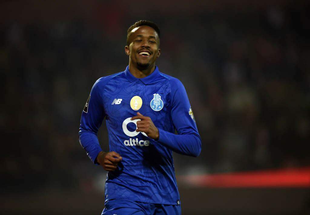 Após conquistar Copa América, Militão é apresentado no Real Madrid