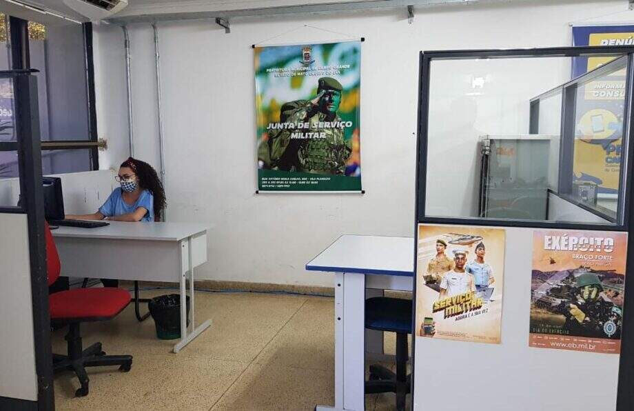 Junta Militar abre posto na Funsat para atender jovens que buscam emprego em idade de alistamento
