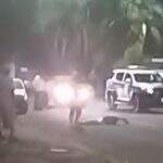 VÍDEO: Testemunhas filmam confusão após PM matar rapaz na saída de tabacaria em Campo Grande