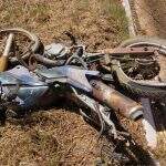 Motociclista morre após veículo ser atingido na traseira e capotar em estrada