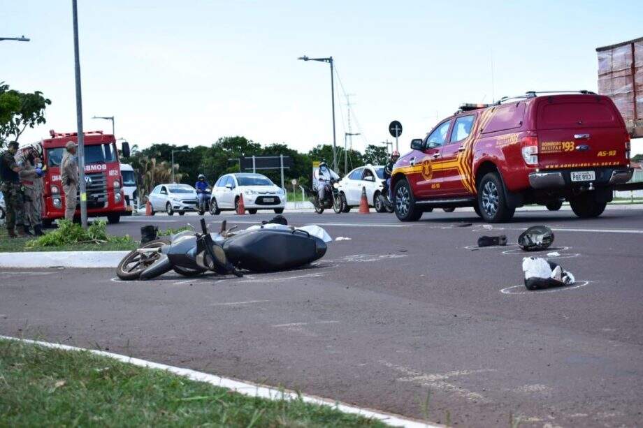 Militar da Aeronáutica morre atropelado por caminhão na Duque de Caxias