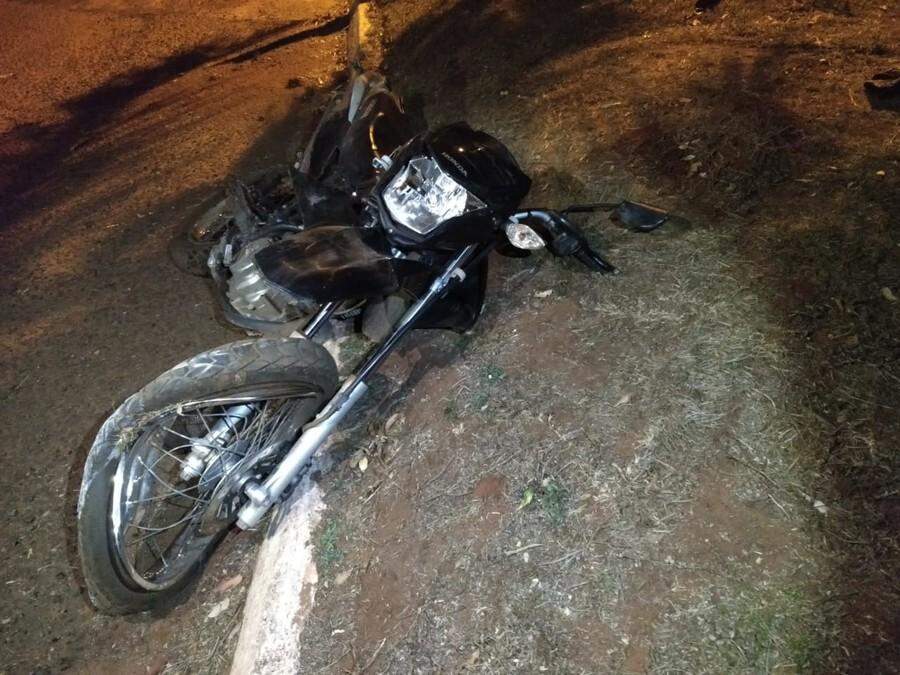 Motociclista atingido por motorista bêbado morre após ficar dois dias internado