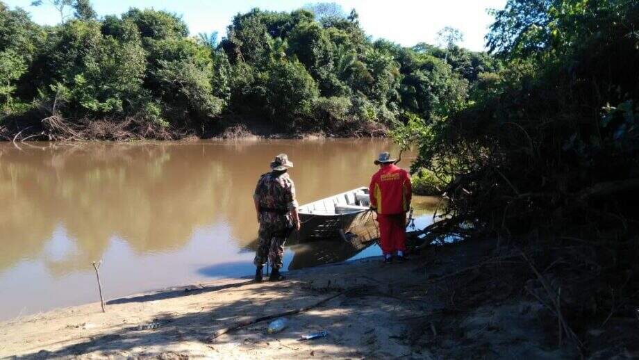 Bombeiros localizam corpo da mulher que desapareceu ao tomar banho em rio em Aquidauna