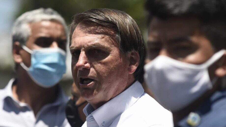 Bolsonaro: Vamos atacar o vírus, não o governo