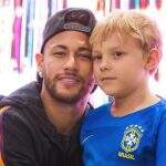 Filho de Neymar dá bronca no pai durante live: ‘Só fala m*rda’