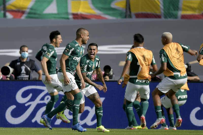 2x1: Com gol na prorrogação, Palmeiras leva Libertadores pela terceira vez